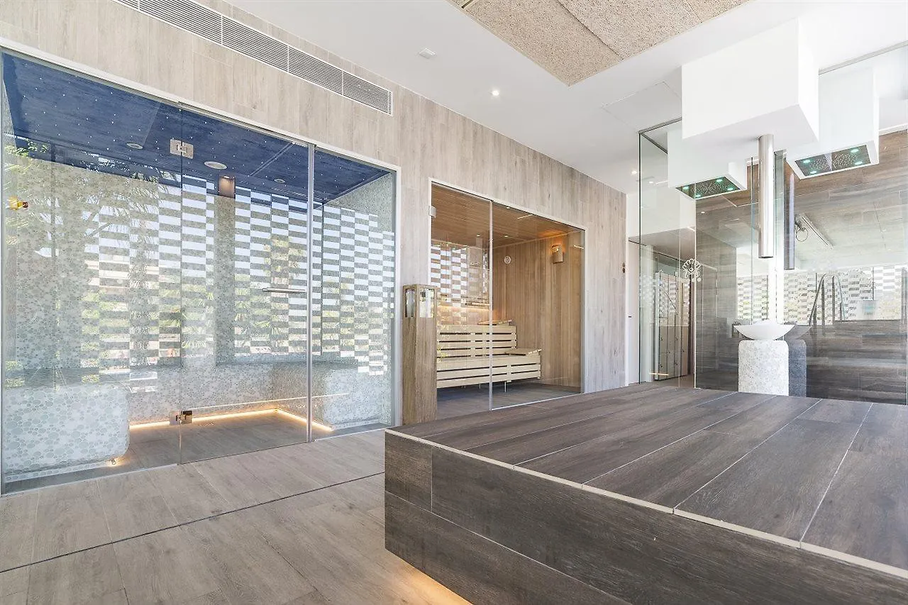 Bahia De Alcudia Hotel & Spa 알쿠디아 항구