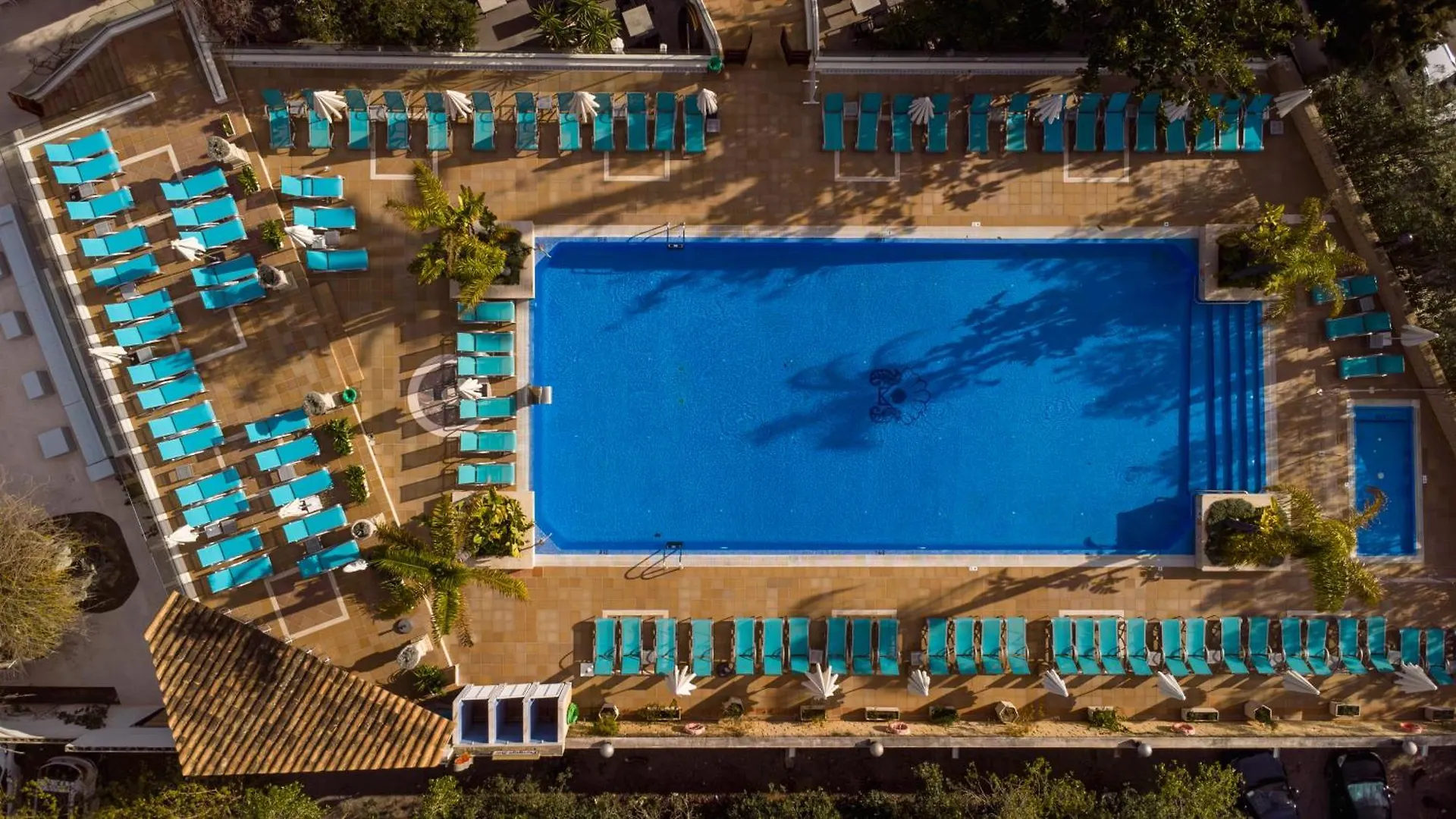 Bahia De Alcudia Hotel & Spa 알쿠디아 항구