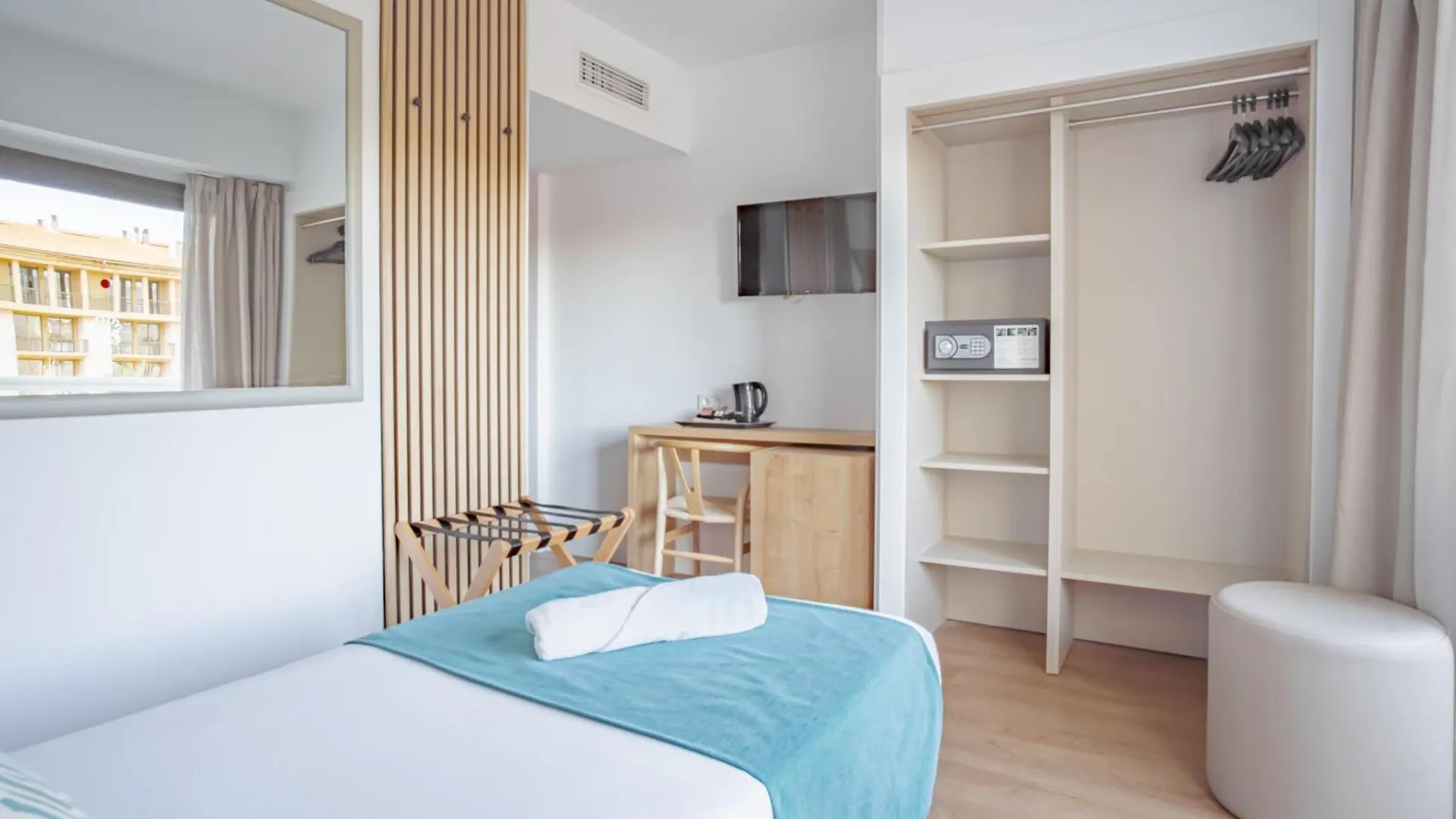 Bahia De Alcudia Hotel & Spa Port de Alcudia